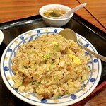 Chuka Izakaya Ryori Gyozaya - チャーシュー炒飯セット 漬物、冷奴、スープ付き