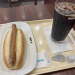 Doutor Coffee Shop Toshimaku Kaname Ten - ジャーマンドック、アイスコーヒー