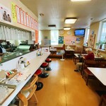 麺の店 きらく苑 - 店内