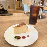 メゾンデュフロマージュ - バスクチーズケーキ・コーヒー