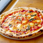 Standard Margherita (half)