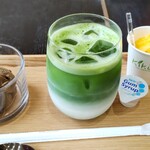 Kikusui An Izumi Takamori Honten - お２人は抹茶ラテ+ほうじ茶アイスセット550円✨抹茶ラテは甘みがないタイプで美味とのことでした(uωu*)