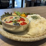 Spicy Curry WANYA - グリーンカレー