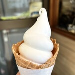 牛乳屋さんのソフトクリーム - 