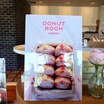 DONUT ROOM - 