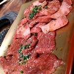 Wagyu Yakiniku DAMONDE - 