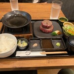 納屋橋ハンバーグ - 