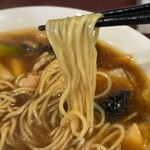 珍華 - 麺リフト