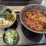 ゆで太郎 もつ次郎 - 鯖ご飯とかけ蕎麦朝食480円。