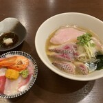 魚貝と中華そば ととやみち - 別日の鯛しゃぶのラーメン