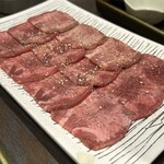 Kiwami Wagyu Yakiniku Yazawa - 和牛特上タン塩