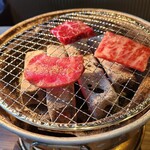 Sumibi Yakiniku Gen - タン塩、赤身、霜降り