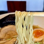 257610888 - パツリとした食感の細ストレート麺