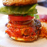 Osteria Piccante Uno - チーズバーガー　¥1,280