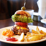 Osteria Piccante Uno - チーズバーガー　¥1,280