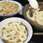 Maki no Udon Watada Ten - 肉うどんとかしわご飯大盛