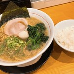 ラーメン ダルマ家 - 料理写真:美味しい事は美味しい