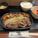 Teppanyaki Tenjin Horumon Amyupuraza Kokura Ten - 