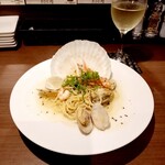 うまいものDining 我流 - オホーツク丸ごと海鮮白いペスカトーレ(half)