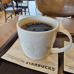 Starbucks Coffee Sapporo Kitano Ten - Tドリップコーヒー(382円税)です。