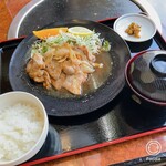 高野牛肉店 - 料理写真:生姜焼き定食