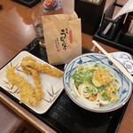 Marugame Seimen Fukaebashi Ten - ぶっかけひや、えび天、かしわ天、うどーなつは3袋までの個数制限ありでした