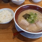 長浜ラーメン 麺王 - 料理写真: