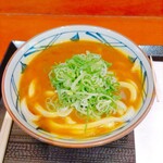 丸亀製麺 - ★★カレーうどん 650円 肝心のカレールーがレトルト レベルで いまいち。 もっとスパイスをきかしたルー開発をすべき。