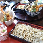 Teuchi Soba Shoei An - 下:せいろ＋ミニ天丼　上:上天丼そばセット【May.2024】