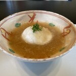 Hoto Sagohei - そぼろ饅頭のみぞれ和え