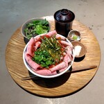 肉料理Nick - ローストビーフ丼