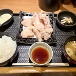 Yakitori Miyagawa Otemachi Ten - 白い唐揚げ定食