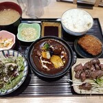 金沢牛たん食堂 10&10 - 料理写真:牛たんシチューとステーキの定食