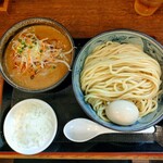 Jikaseimen Tsukesoba Kuroku - 濃厚味噌つけそば 中､味玉､刻み玉ねぎ