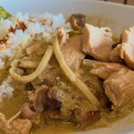 星降るレストラン アジアン食堂 - イエローチキンカレー