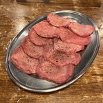 Horumon Yakiniku Bon - 