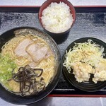 ラーメン猫猫 - 