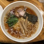 餃子会館 - 醤油ラーメン