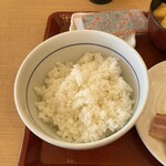 なか卯 - ご飯、今回はちょっと保温過多かな