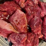 焼肉料理屋 南山 - 