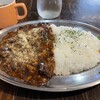 AKAI TORI - 料理写真:黒カレー(スープ付)　大盛り トッピングチーズ