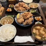 串打ちジビエと鰻串 新宿寅箱 - 