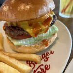 REDS' BURGER DINER - 