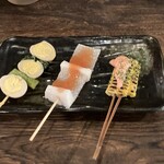 Osaka Kushiyaki Kushi Ikka Umeda Higashitori Ten - うずらの月見と野沢菜・子持ちこんにゃくと山芋(梅肉ソース)・明太コーン
                        