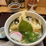 つきろう - 天ぷらうどん冷、麺1.5、850円