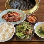 Honkaku Yakiniku Korean Katei Ryori Kuishinbo Hiroshima Funairi Ten - やわからハラミ・カルビ定食￥1,500