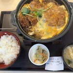 Hanaya Yohei Ogu Ten - やわらかひれかつ卵とじ卵とじ定食　1,190円