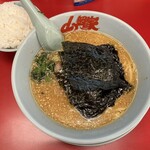 Ramen Yamaoka Ya Shinhidaka Ten - 特製味噌ラーメン＆半ライス