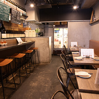 [Total 19 seats] The restaurant has a stylish atmosphere, perfect for everyday use or for gatherings.