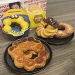 mister Donut Ichikawa Ekimae Shop - ・ポン・デ・リング
                        ・”ミニオン”ポン・デ・はじけるリング
                        ・エビグラタンパイ
                        ・オールドファッション
                        ・エンゼルフレンチ